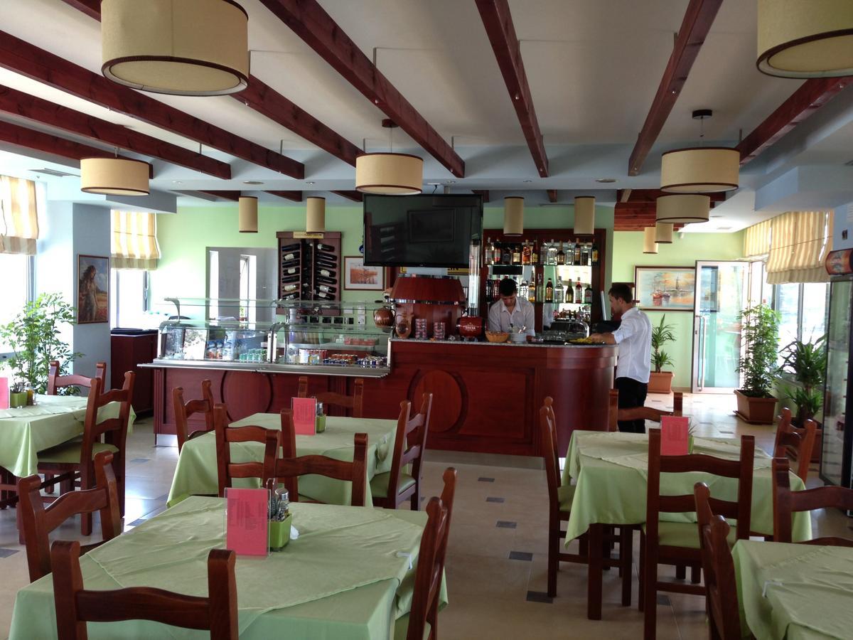 Hotel Alba Shëngjin Kültér fotó